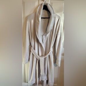 UGG “duffield” fleece  Women's Robe size small
